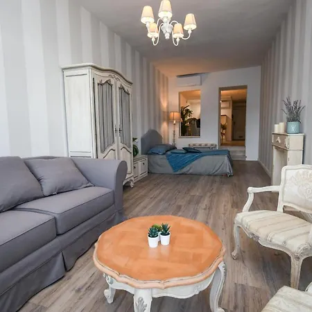 Romantic Benaco Apartment Salo