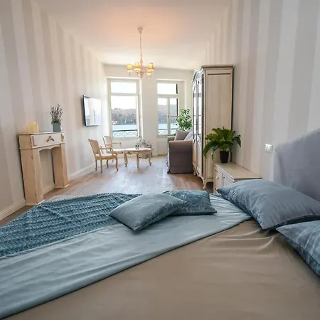 Romantic Benaco Apartment