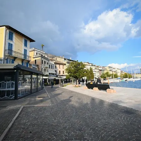 Romantic Benaco *